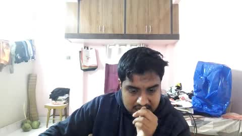 xcxcxcx online show from January 5, 6:13 am