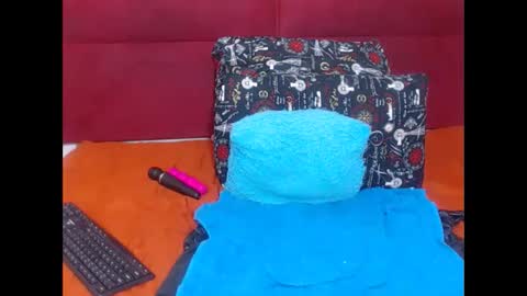 sexycoockiexx online show from December 14, 7:53 pm