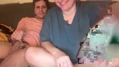 sexycouple41110 online show from March 26, 3:56 am