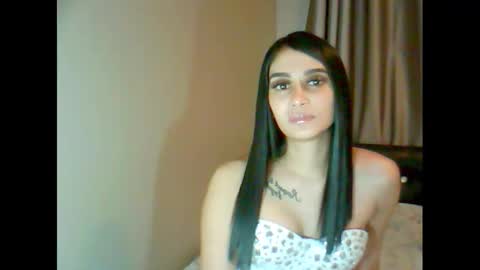 sexydiva02 online show from November 9, 5:15 pm