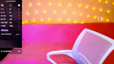 Kate online show from March 18, 2:34 pm