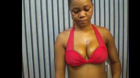 sexyeye368293 online show from November 7, 12:46 am