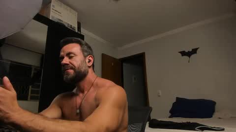 Snapshot of sexyflightz chatting on February 25, 12:14 am chris online show from February 25, 12:14 am