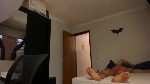 Snapshot of sexyflightz chatting on February 21, 4:16 pm chris online show from February 21, 4:16 pm