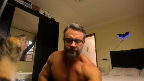 chris online show from January 8, 3:18 pm