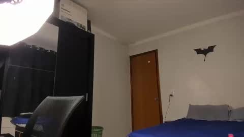 Snapshot of sexyflightz chatting on March 5, 9:59 pm chris online show from March 5, 9:59 pm