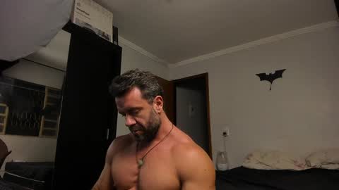 Snapshot of sexyflightz chatting on January 9, 1:18 am chris online show from January 9, 1:18 am