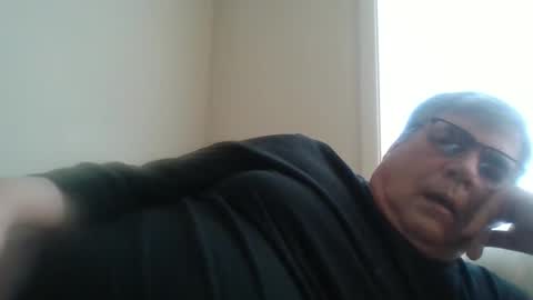 chris online show from February 1, 7:44 pm