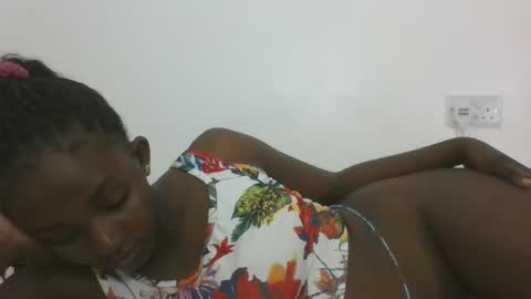 JOAN online show from March 5, 8:10 pm