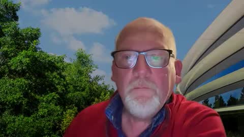 Snapshot of sexyman10091968 chatting on October 24, 10:43 pm SexyLuke online show from October 24, 10:43 pm