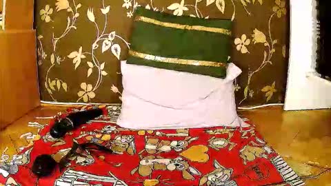 Squirty Maya Gold online show from September 30, 6:29 pm