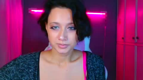 Snapshot of sexyvilleboy1 chatting on September 30, 3:22 pm sexyvilleboy1 online show from September 30, 3:22 pm