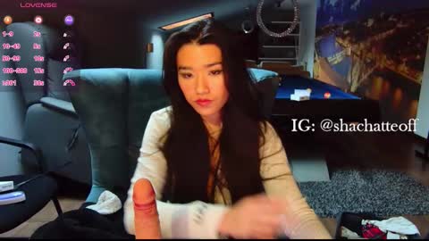 Shachatte online show from November 17, 9:45 am