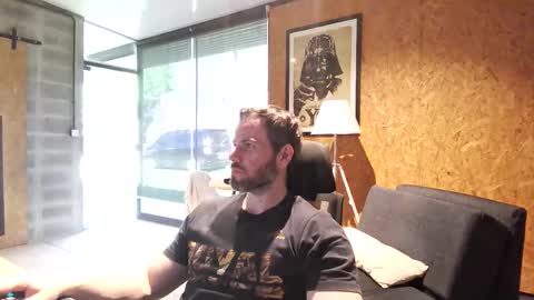 shad0w_hunter online show from April 9, 12:55 pm