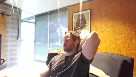 shad0w_hunter online show from April 16, 1:44 pm