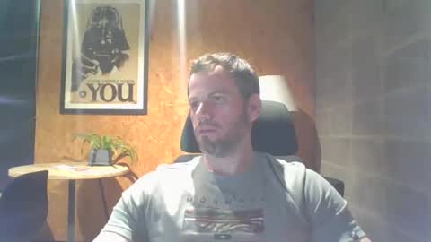 shad0w_hunter online show from December 3, 12:30 am