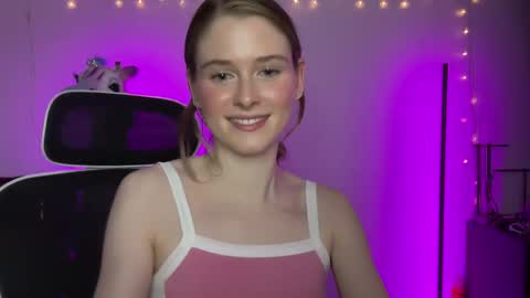 shadebabe online show from March 10, 12:38 pm
