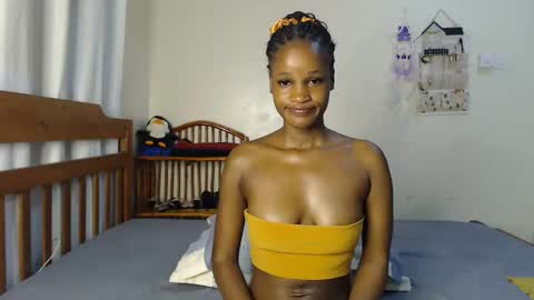 Snapshot of shakkiecam chatting on September 16, 11:41 pm Shaky online show from September 16, 11:41 pm