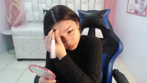 Shalon  online show from September 20, 1:25 pm