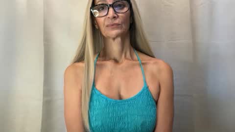 Shaman Woman online show from November 13, 6:32 pm