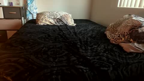 Shaman Woman online show from December 28, 4:41 pm