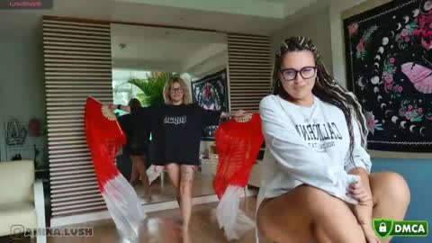 Torri and Max online show from October 10, 3:56 am