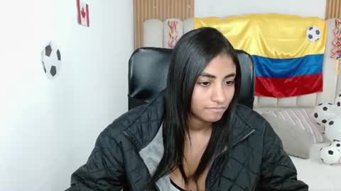 shanelle online show from July 6, 3:03 pm