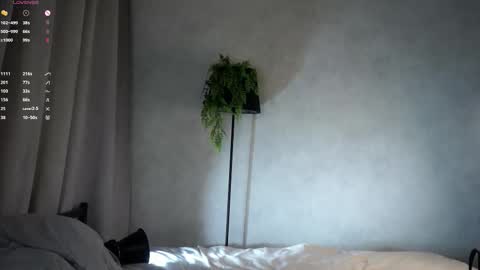 Emmy online show from March 12, 1:31 am