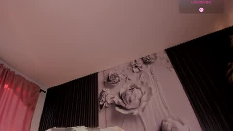 ShaniaDaniels online show from April 2, 10:49 pm