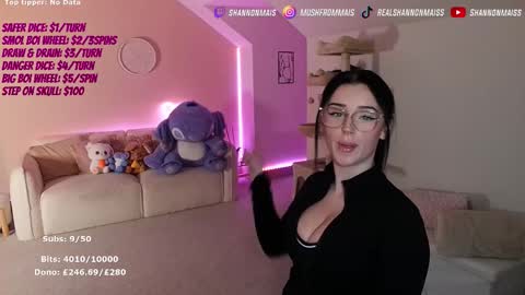 Shanmais online show from December 2, 8:51 pm