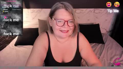 Shannon online show from September 25, 3:41 pm