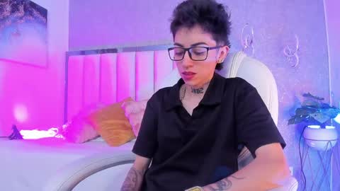 Shantal online show from April 27, 11:30 am