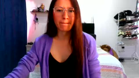 shantaldumont online show from November 7, 9:17 pm