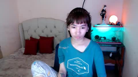 SHANTA FOX  s online show from February 25, 9:31 am