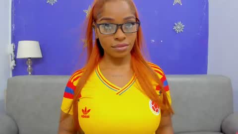 Shantal online show from July 3, 5:51 pm