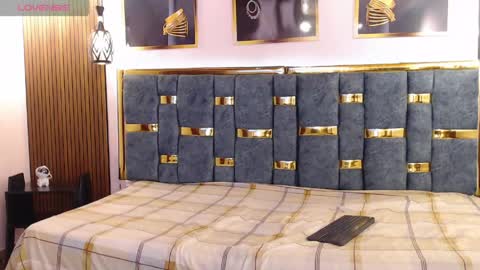 shantall 05 online show from April 15, 6:33 pm