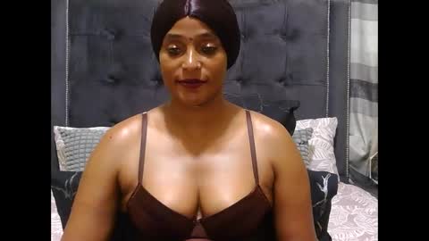 shany922 online show from February 8, 6:55 pm