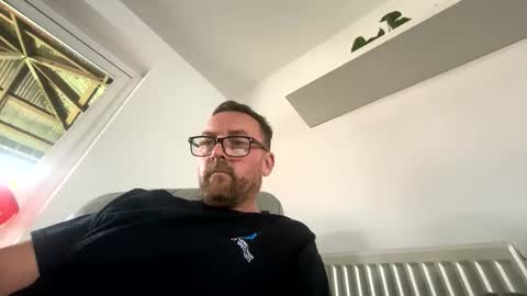 Sharksboy online show from April 1, 12:17 pm