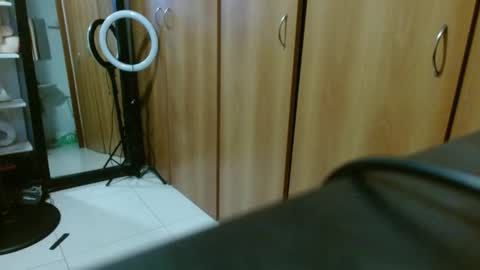 sharlot03 online show from February 13, 10:44 am