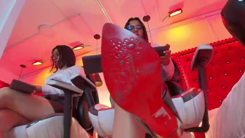 Sharon online show from October 17, 1:59 pm