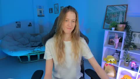 Sharon online show from March 9, 8:52 pm