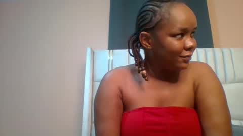 Snapshot of shay_diva chatting on October 8, 11:32 pm Shay diva online show from October 8, 11:32 pm