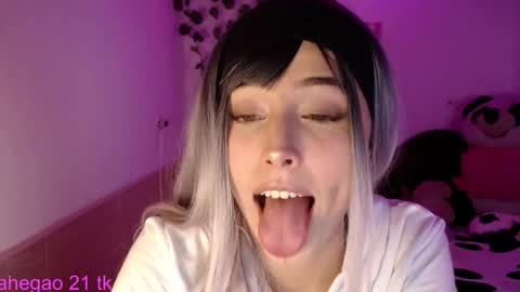 Shayla 3 online show from November 25, 9:35 pm