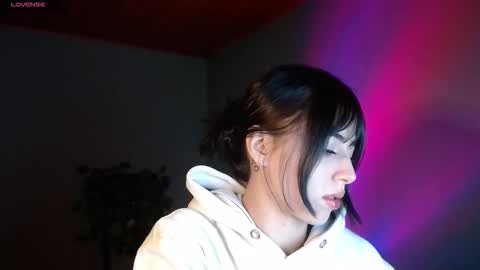 she_alice online show from March 27, 8:37 am