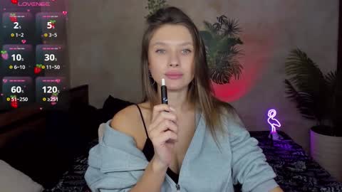 Alexis online show from November 18, 10:18 am