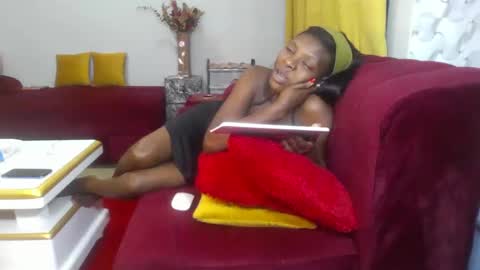 shelia420715 online show from March 3, 7:32 pm