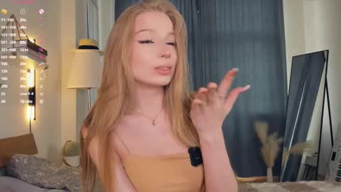 Stella  online show from September 21, 7:34 am