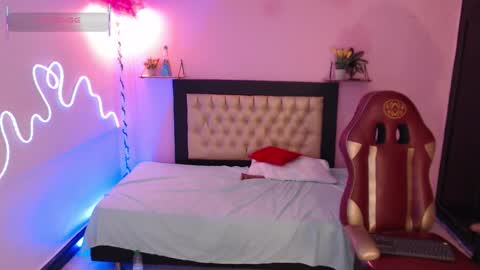 Ela 3 online show from February 27, 1:26 pm