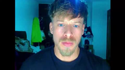 Cick Goreskin online show from November 23, 1:58 am