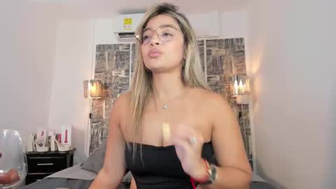 SHOFIA online show from September 17, 5:16 pm